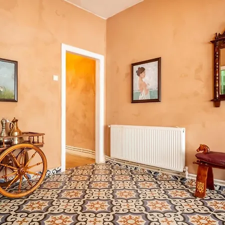 Charming Flat With Central Location In Kadikoy Διαμέρισμα